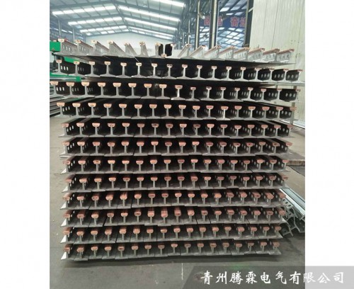 鋼極滑觸線